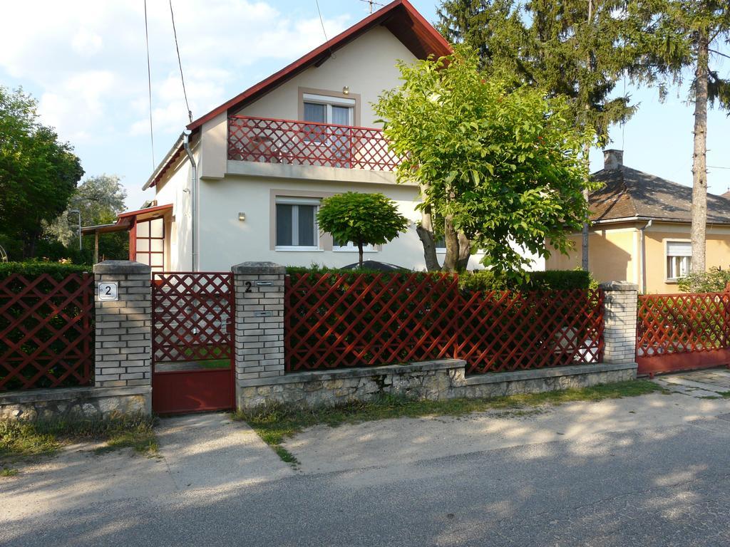 Villa Tanay Vendeghaz Balatonfüred Exterior foto